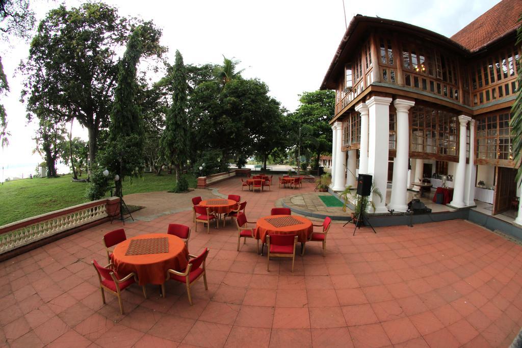 Bolgatty Palace & Island Resort Kochi Εξωτερικό φωτογραφία