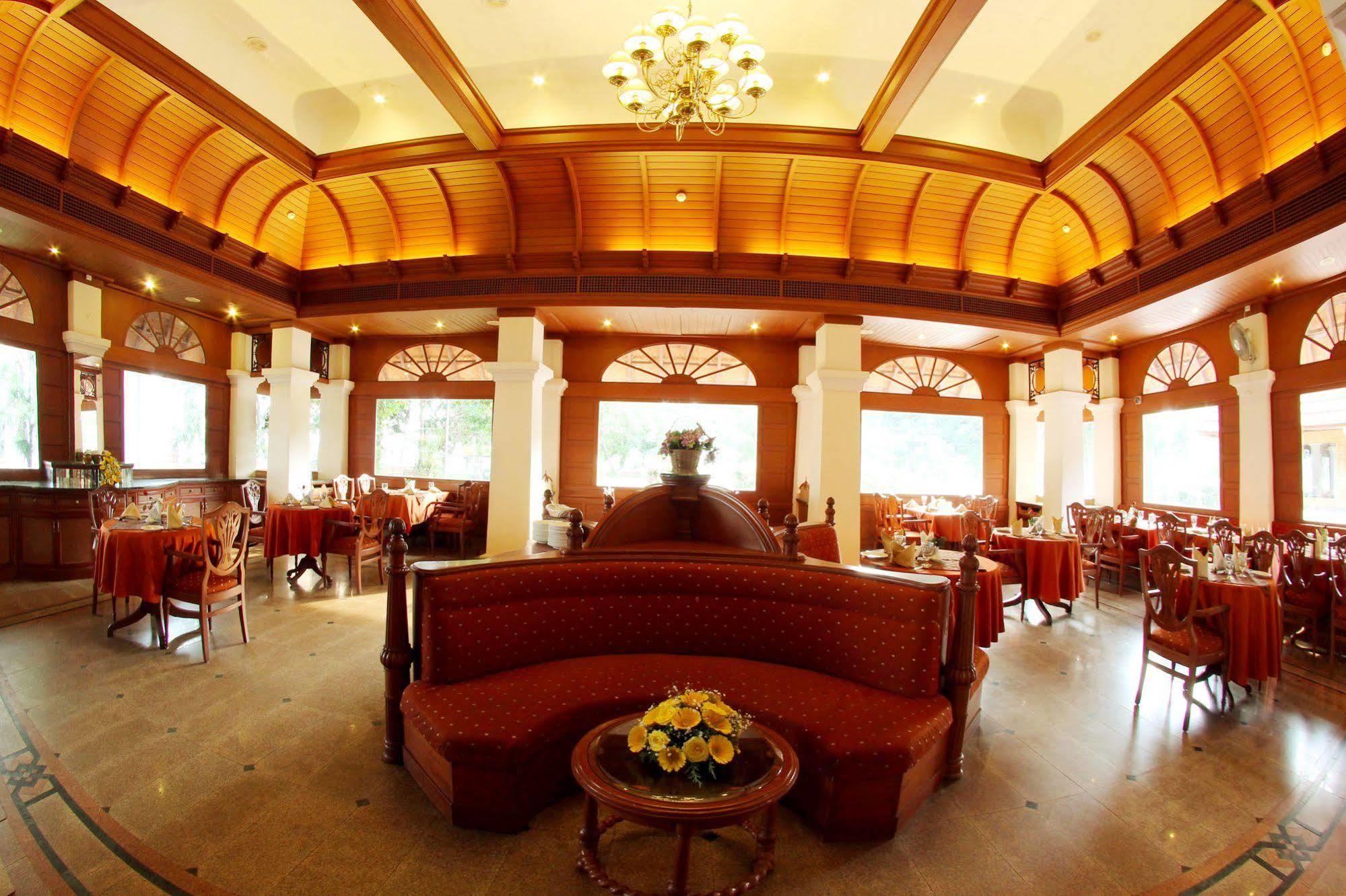 Bolgatty Palace & Island Resort Kochi Εξωτερικό φωτογραφία